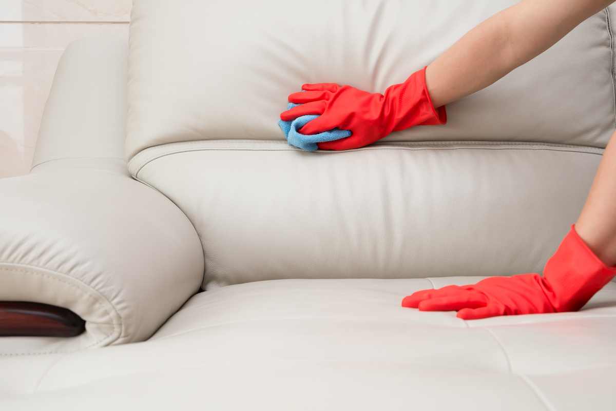 How to Clean a Recliner? Easy Steps to Follow + Care Tips